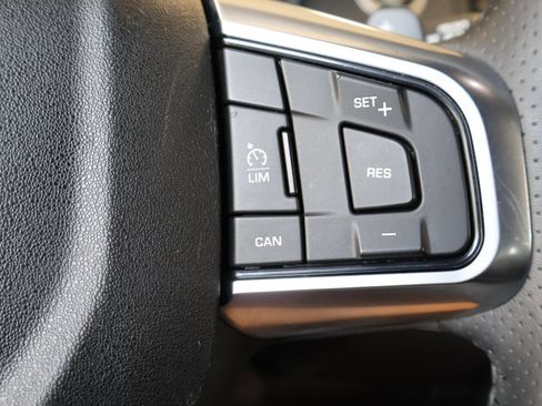 Used 2017 Land Rover Discovery Sport HSE AWD/4WD image 20