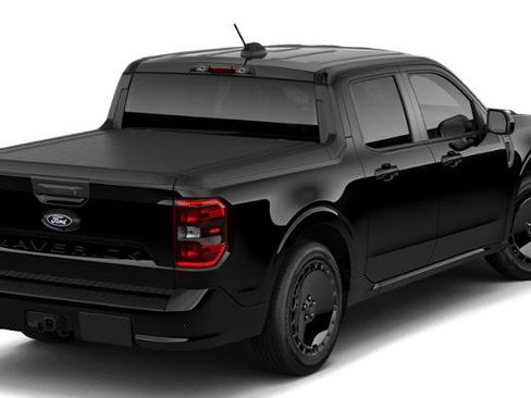 New 2026 Ford Maverick Lobo AWD/4WD image 3