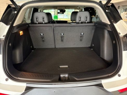 Used 2025 Buick Encore GX Preferred w/ Comfort Package FWD image 25