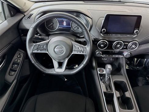 Certified 2022 Nissan Sentra SV w/ All-Weather Package image 4