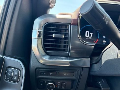 Used 2022 Ford F150 Lariat AWD/4WD image 27