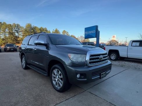 Used 2014 Toyota Sequoia Limited image 11