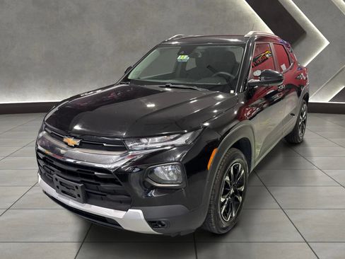 Used 2023 Chevrolet TrailBlazer LT w/ Convenience Package AWD/4WD image 7
