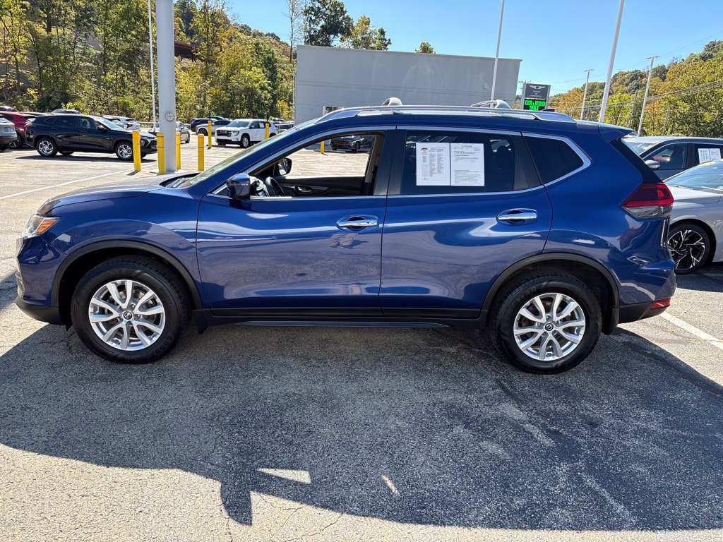 Used 2020 Nissan Rogue SV AWD/4WD image 2