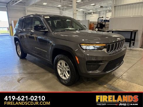 New 2025 Jeep Grand Cherokee Laredo w/ Luxury Tech Group I image 1