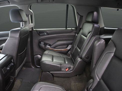 Used 2018 Chevrolet Tahoe LT AWD/4WD image 10