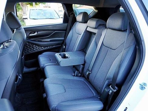 Used 2020 Hyundai Santa Fe SEL image 16