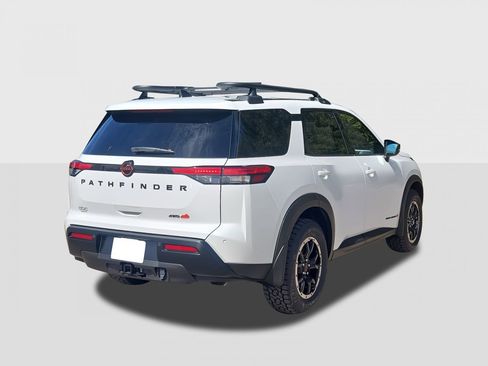 New 2026 Nissan Pathfinder Rock Creek image 5