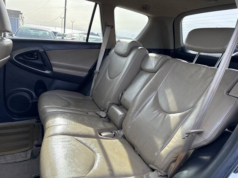 Used 2011 Toyota RAV4 Limited w/ Limited Extra Value Pkg FWD image 16