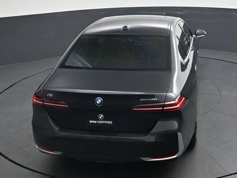Used 2025 BMW i5 eDrive40i w/ Premium Package RWD image 28
