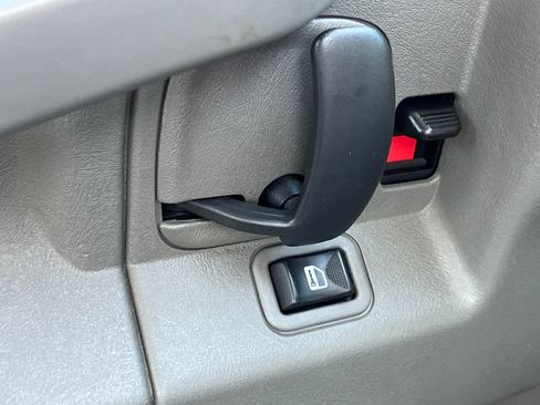 Used 2017 Chevrolet Express 3500 LT w/ LT Preferred Equipment Group image 14