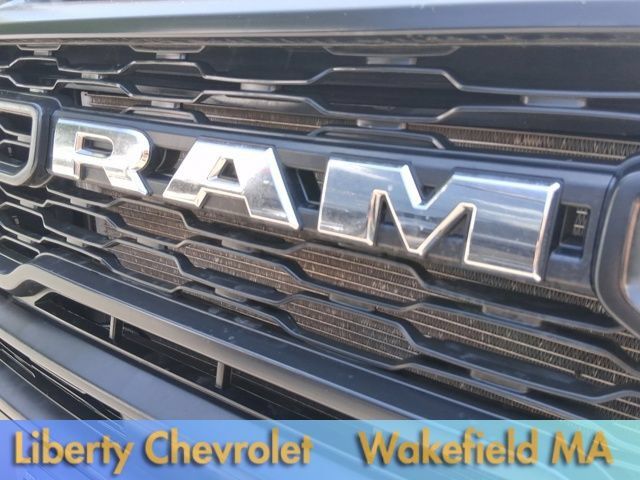 Used 2025 RAM ProMaster 2500 w/ Convenience Group FWD image 9