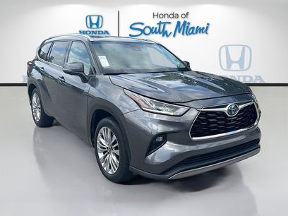 Used 2023 Toyota Highlander Platinum