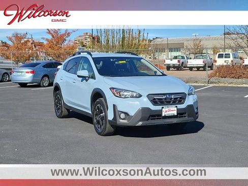 Used 2022 Subaru Crosstrek 2.0i Premium image 1