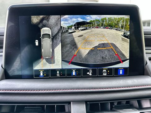 Certified 2022 Chevrolet Tahoe RST w/ Luxury Package image 15