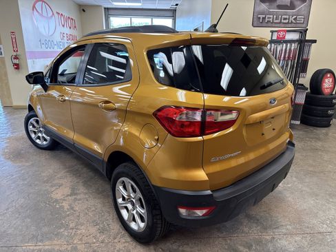 Used 2021 Ford EcoSport SE image 8