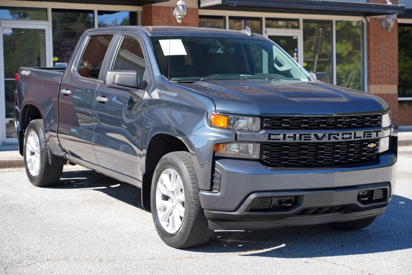 Used 2020 Chevrolet Silverado 1500 Custom w/ Custom Value Package AWD/4WD image 46