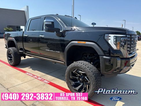 Used 2024 GMC Sierra 2500 Denali Ultimate AWD/4WD image 20
