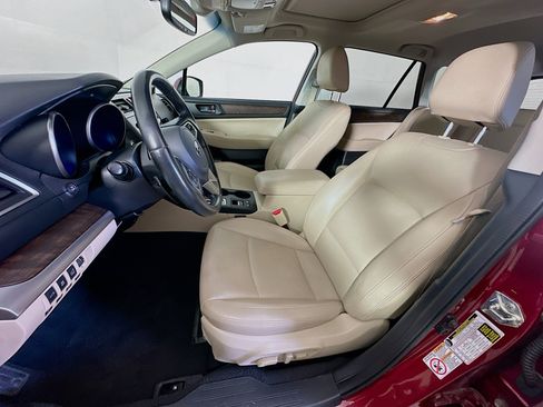Used 2015 Subaru Outback 2.5i Limited AWD/4WD image 13