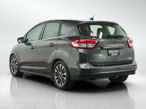 Used 2017 Ford C-MAX Titanium w/ Equipment Group 301A FWD image 3