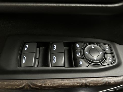 Used 2022 GMC Sierra 2500 Denali w/ Denali Ultimate Package image 24