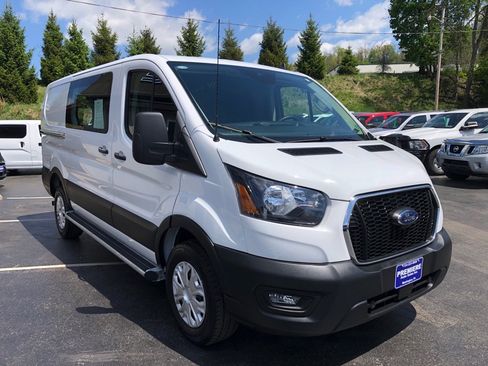 Used 2024 Ford Transit 250 Low Roof w/ Exterior Upgrade Package image 7