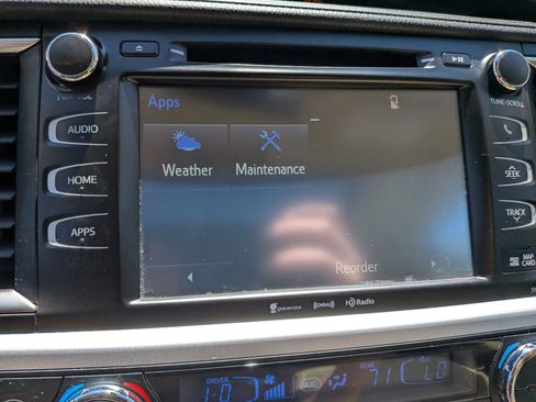 Used 2019 Toyota Highlander XLE AWD/4WD image 64