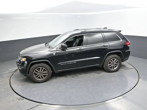 Used 2020 Jeep Grand Cherokee Laredo w/ Quick Order Package 2BN North AWD/4WD image 42