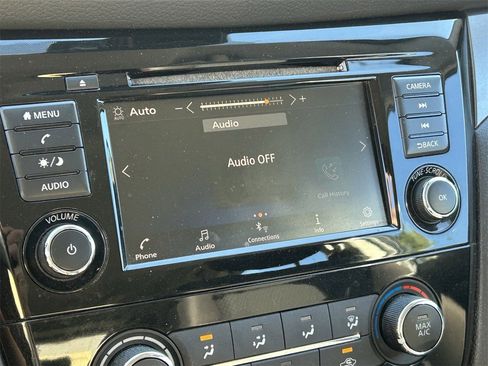 Certified 2021 Nissan Rogue Sport S image 7