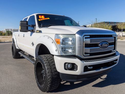 Used 2016 Ford F350 Platinum w/ FX4 Off-Road Package AWD/4WD image 9
