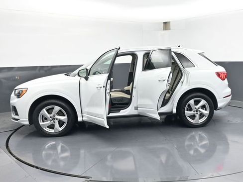 Used 2022 Audi Q3 2.0T Premium AWD/4WD image 52
