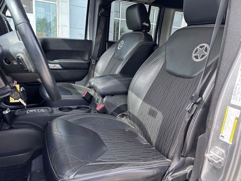 Used 2015 Jeep Wrangler Unlimited Sport AWD/4WD image 10