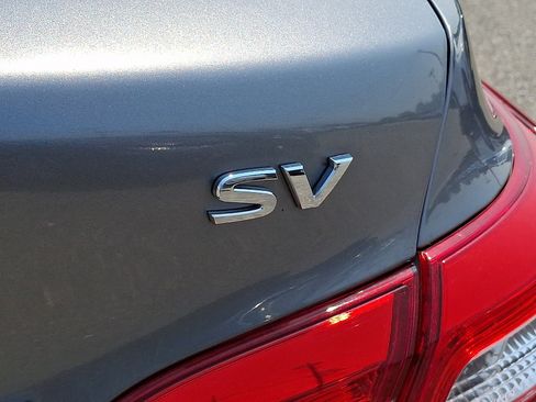 Used 2018 Nissan Sentra SV FWD image 29