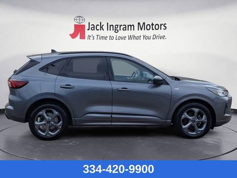 Used 2023 Ford Escape ST-Line w/ Cold Weather Package image 6