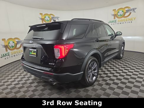 Used 2024 Ford Explorer XLT w/ Equipment Group 202A AWD/4WD image 9