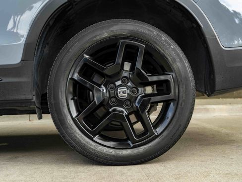 Used 2025 Honda Passport Black Edition image 15