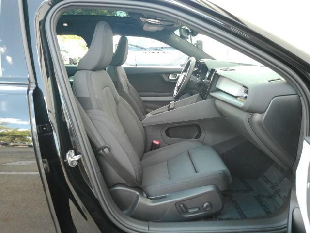 Used 2022 Polestar Polestar 2 w/ Plus Package AWD/4WD image 21