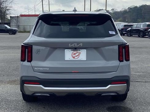 New 2026 Kia Sorento S FWD image 3