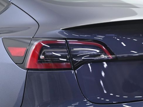 Used 2023 Tesla Model 3 Performance image 6