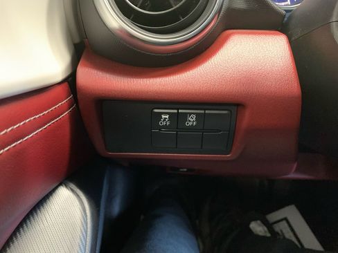 Used 2020 MAZDA MX-5 Miata Grand Touring image 35