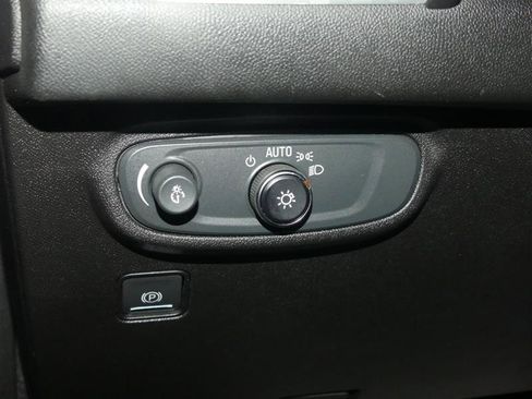 Used 2019 GMC Terrain SLE w/ Driver Convenience Package AWD/4WD image 26