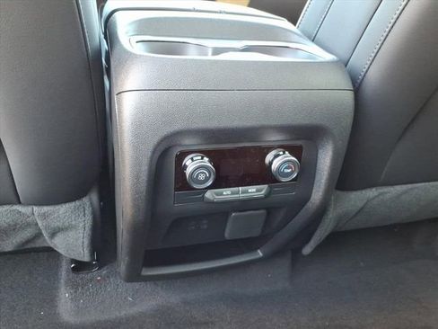 New 2026 Buick Enclave Sport Touring w/ Super Cruise Package image 17