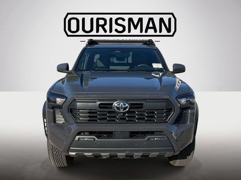 Used 2024 Toyota Tacoma TRD Off-Road w/ TRD Off Road Premium Package AWD/4WD image 4