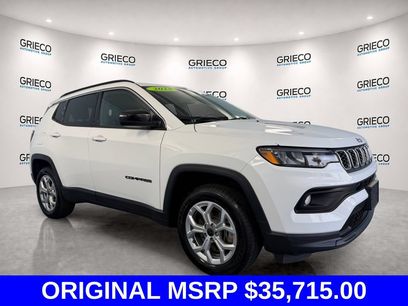 Used 2025 Jeep Compass Latitude w/ Sun & Sound Group