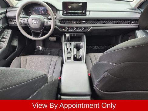 Used 2025 Honda Accord SE image 24