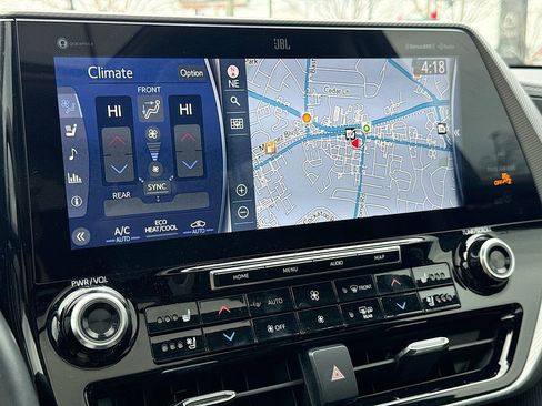 Used 2021 Toyota Highlander Platinum image 28