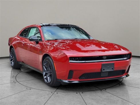 Used 2024 Dodge Charger R/T w/ Plus Group image 14