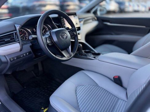 Used 2024 Toyota Camry SE w/ Cold Weather Package image 15