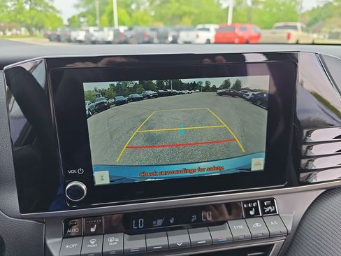 Used 2026 Toyota Camry SE w/ Convenience Package AWD/4WD image 24