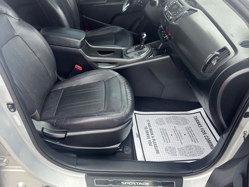 Used 2013 Kia Sportage SX w/ SX Premium Pkg image 34